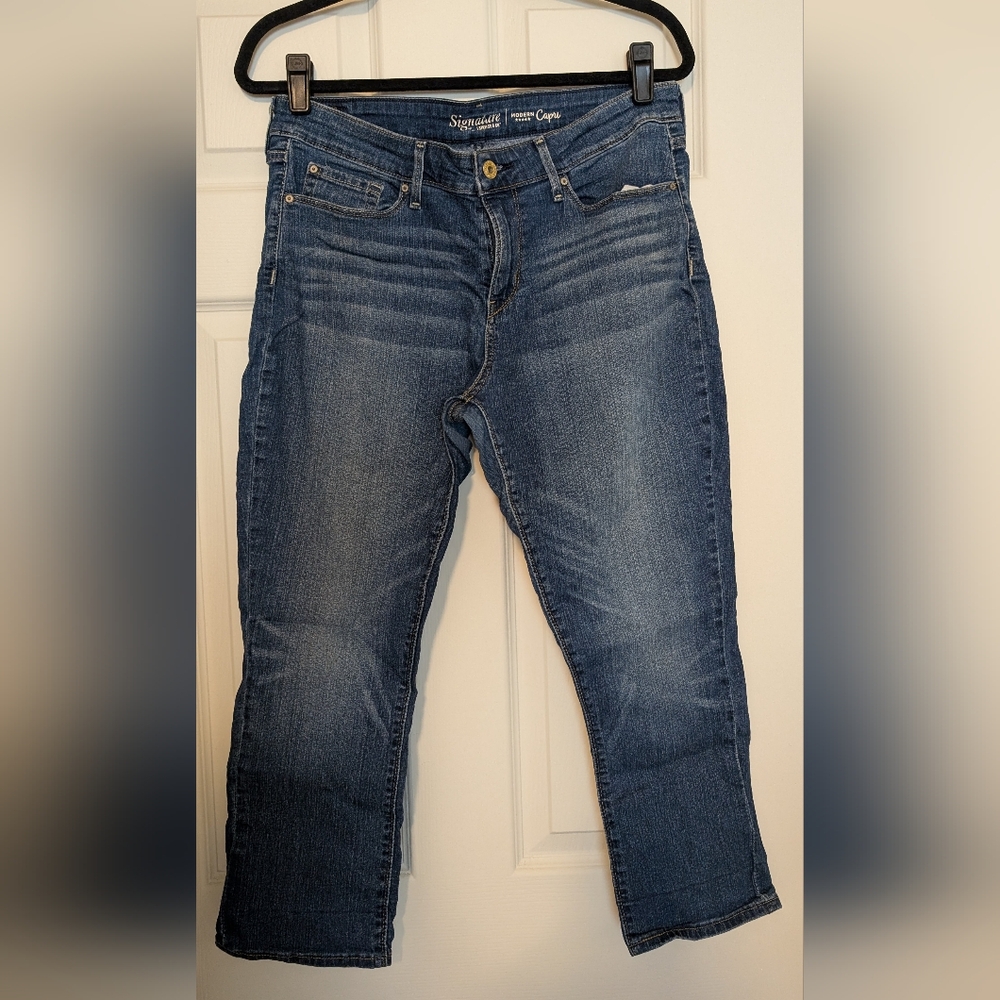 Signature By Levi Strauss & Co. Women's Capris 14 - W32